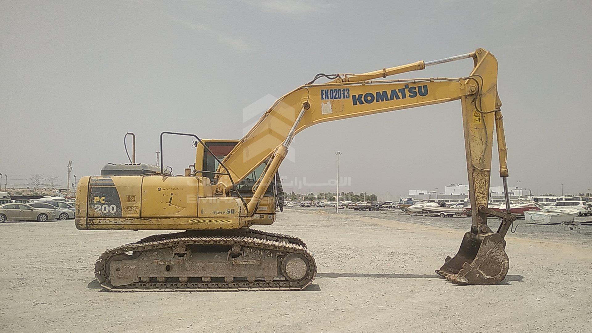 2013 KOMATSU EXCAVATOR VIN: KMTPC244P87C10549