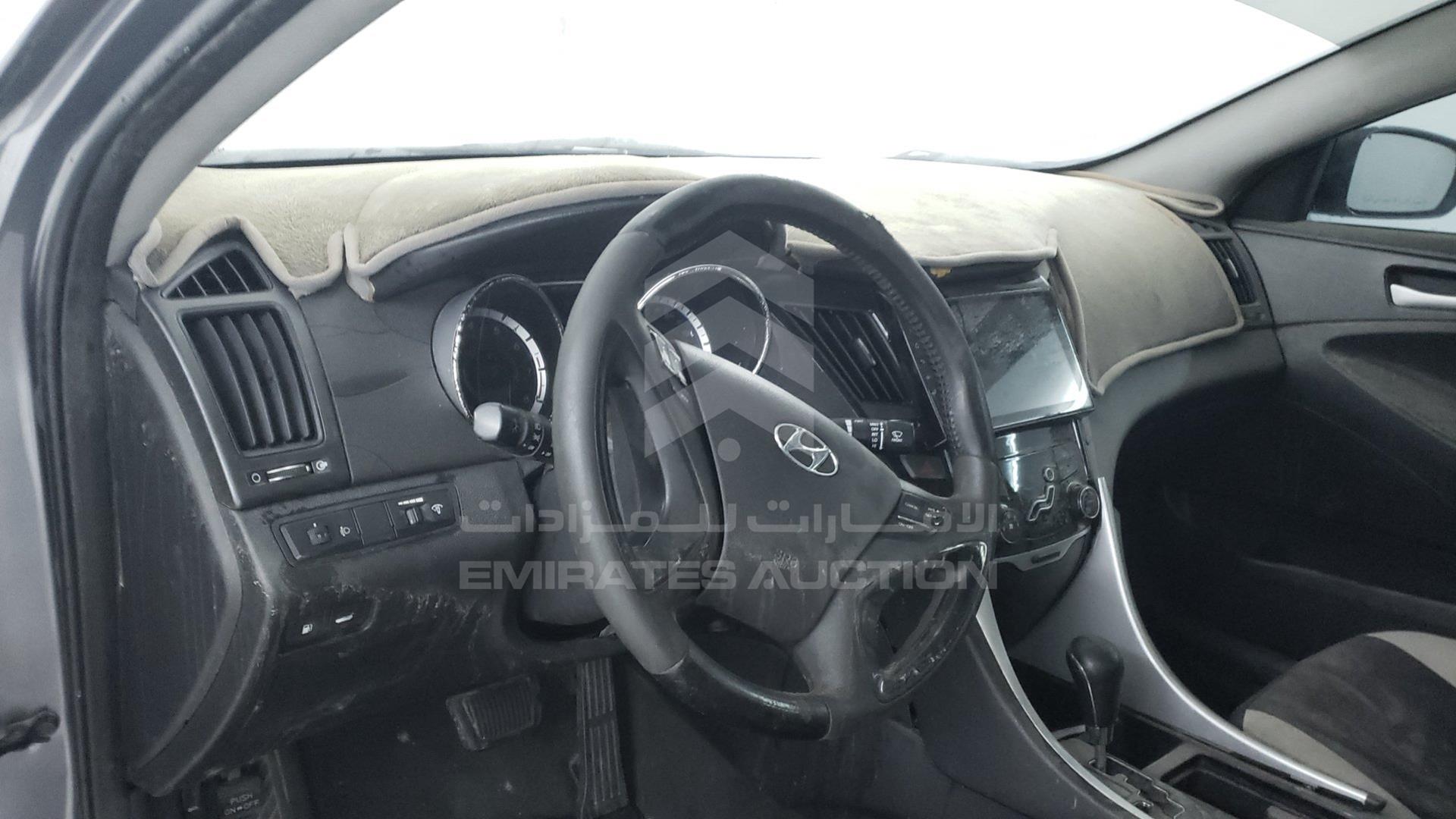 2012 HYUNDAI SONATA VIN: KMHEB41C3CA403156