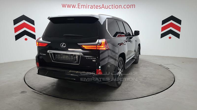 JTJHY00W1L4326058 Auction: EmiratesAuction Lot: 409451 JTJHY00W1L4326058 Lexus LX 570 2020 WHITE Photo 19