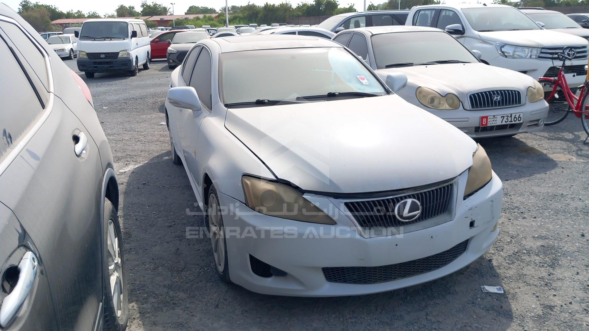2009 LEXUS IS300 VIN: JTHBG262192018502