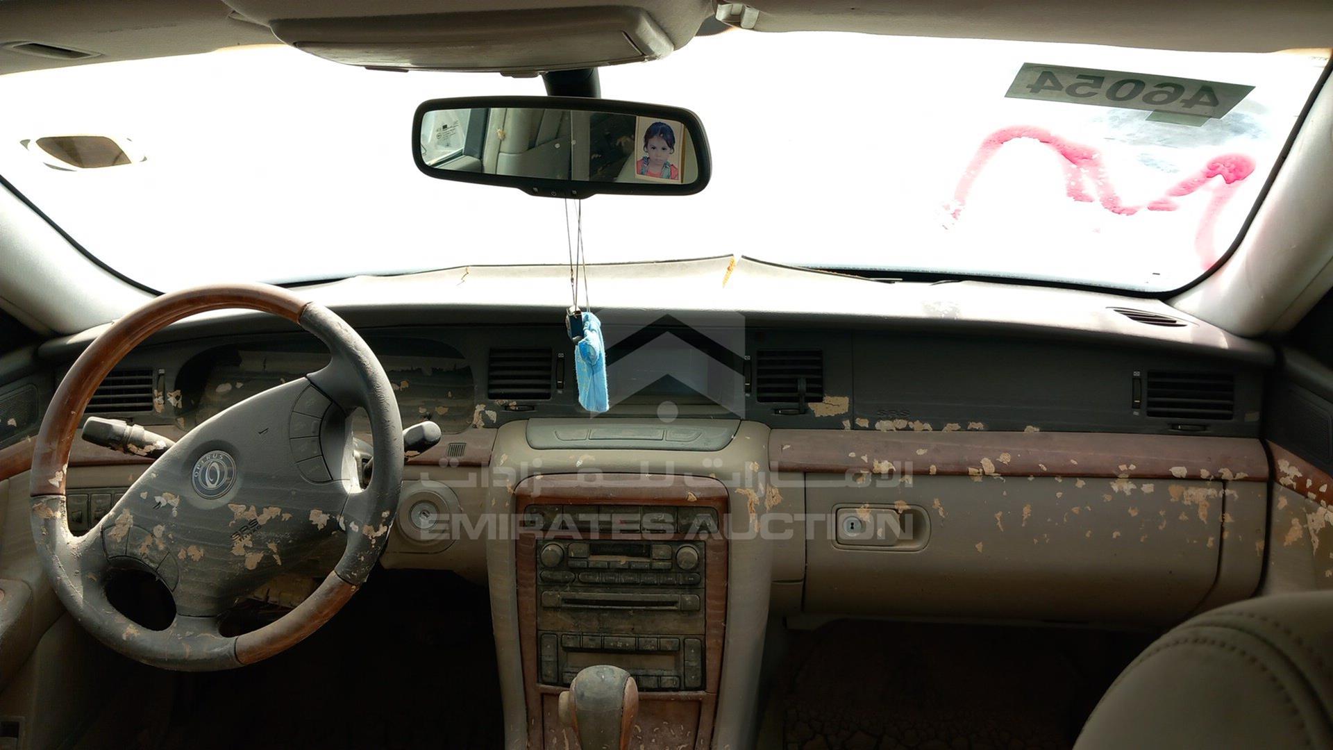 2004 KIA OPIRUS VIN: KNALD224445028628