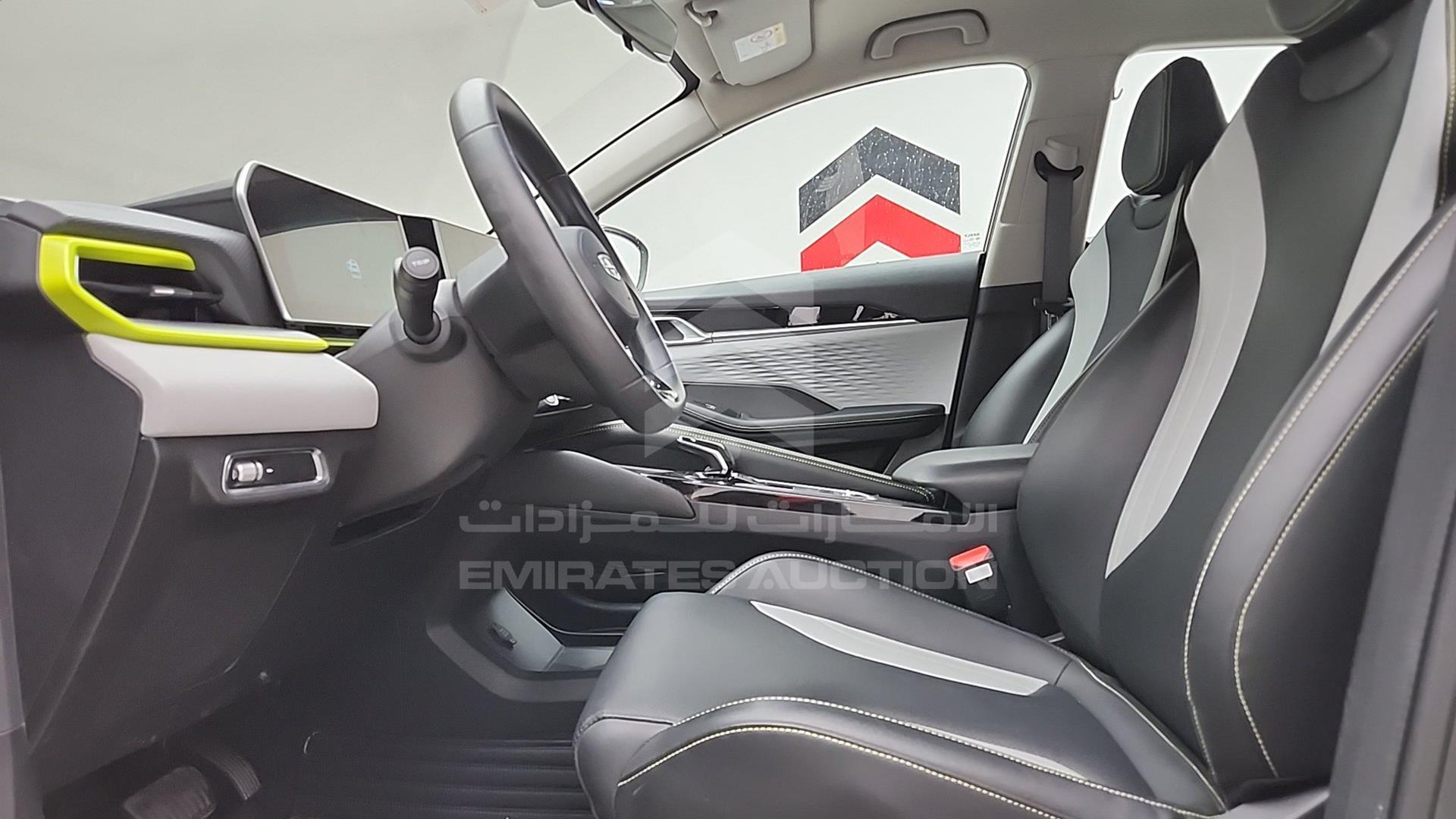 2024 GEELY COOLRAY VIN: LB3762KZ0RX505471