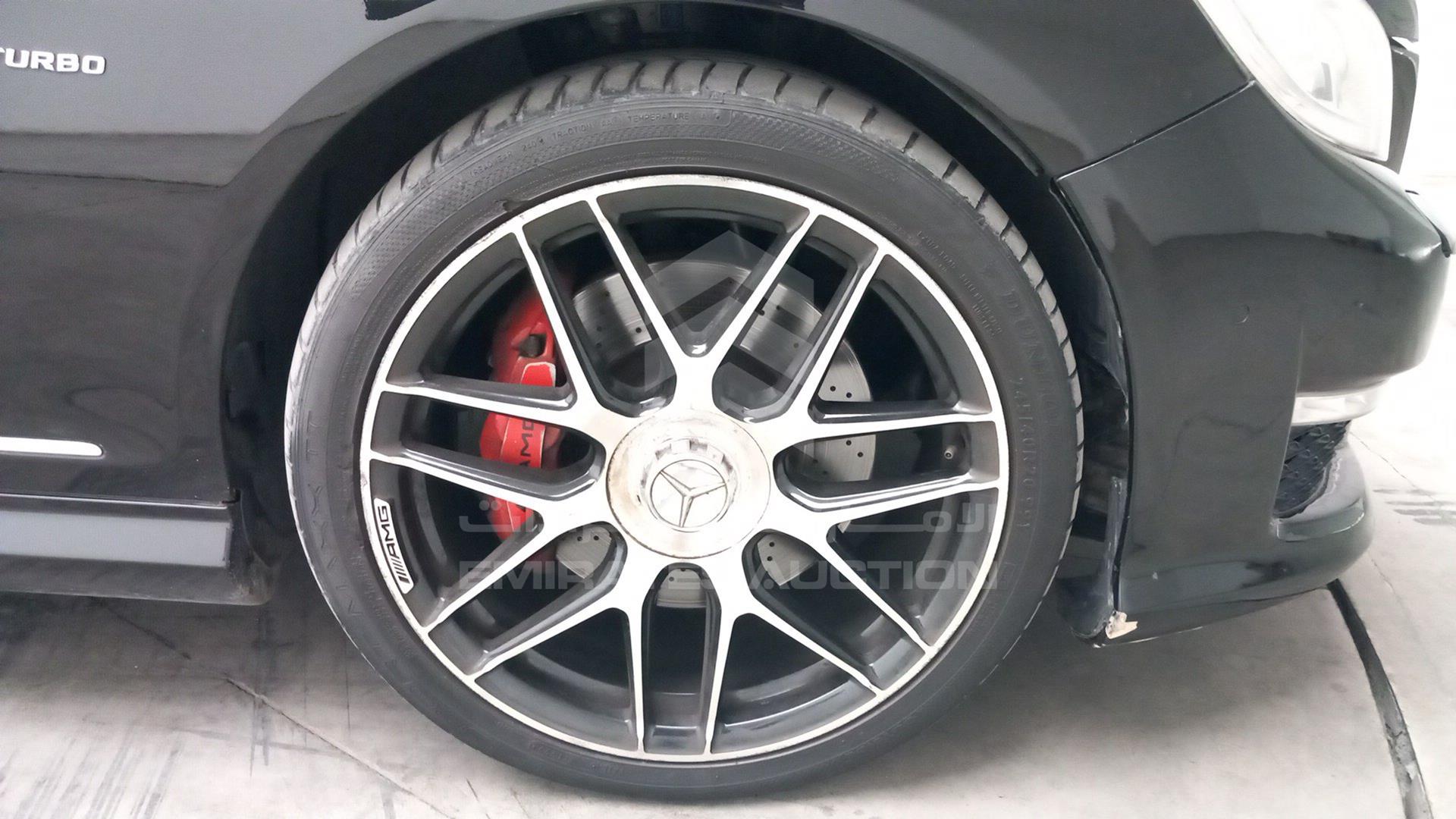 2012 MERCEDES CL 500 VIN: WDD2163731A027647