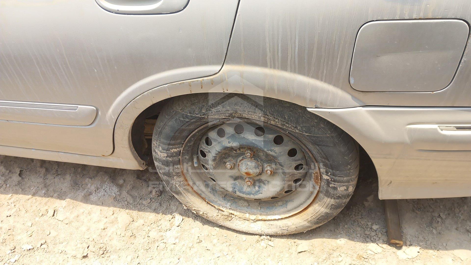 2002 NISSAN SUNNY VIN: JN1EN61C62W005886