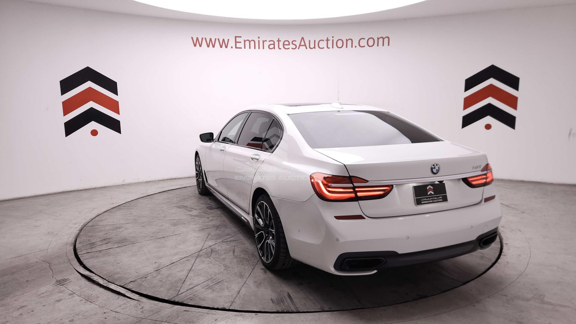 2019 BMW 750 VIN: WBA7F0C53KGM24963