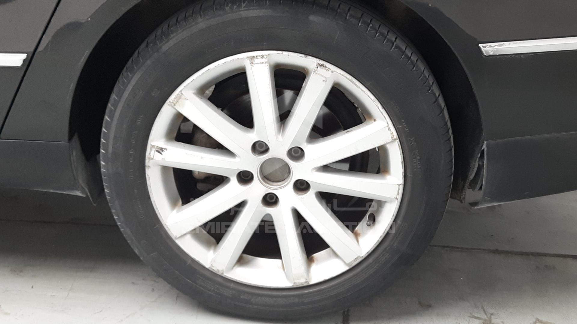 2008 VOLKSWAGEN PASSAT VIN: WVWBP23C78E071703