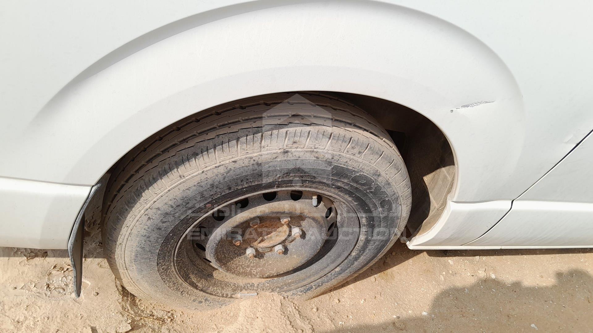 2015 TOYOTA HIACE VIN: JTFHX02P1F0099355
