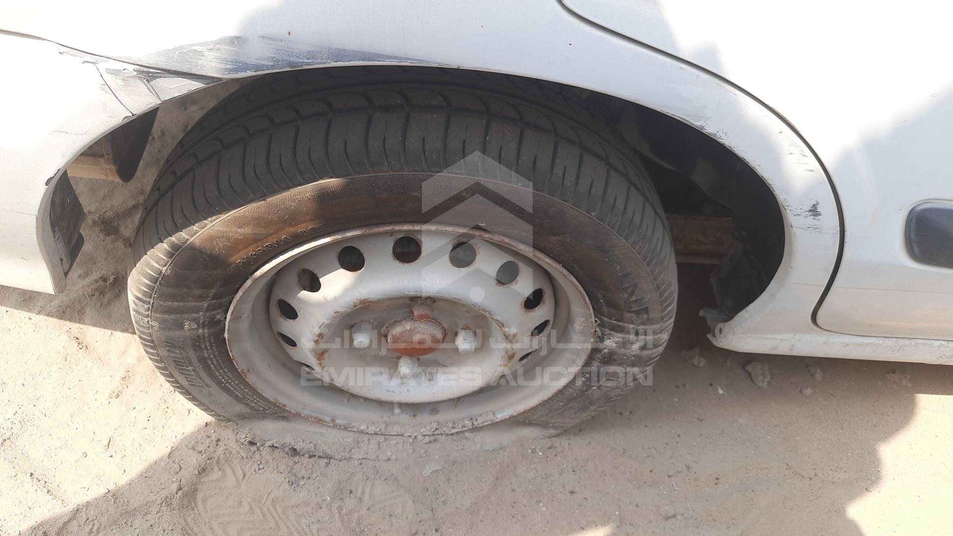 2002 NISSAN SUNNY VIN: JN1EN61SX2W055391