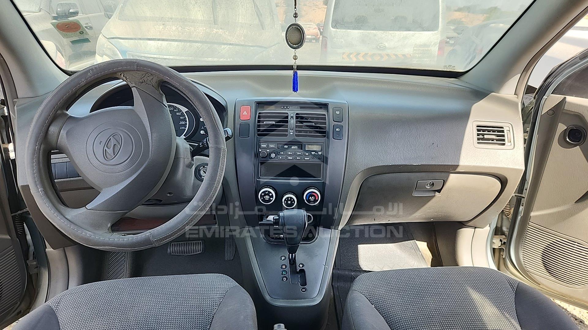 2006 HYUNDAI TUCSON VIN: KMHJM81D76U311639
