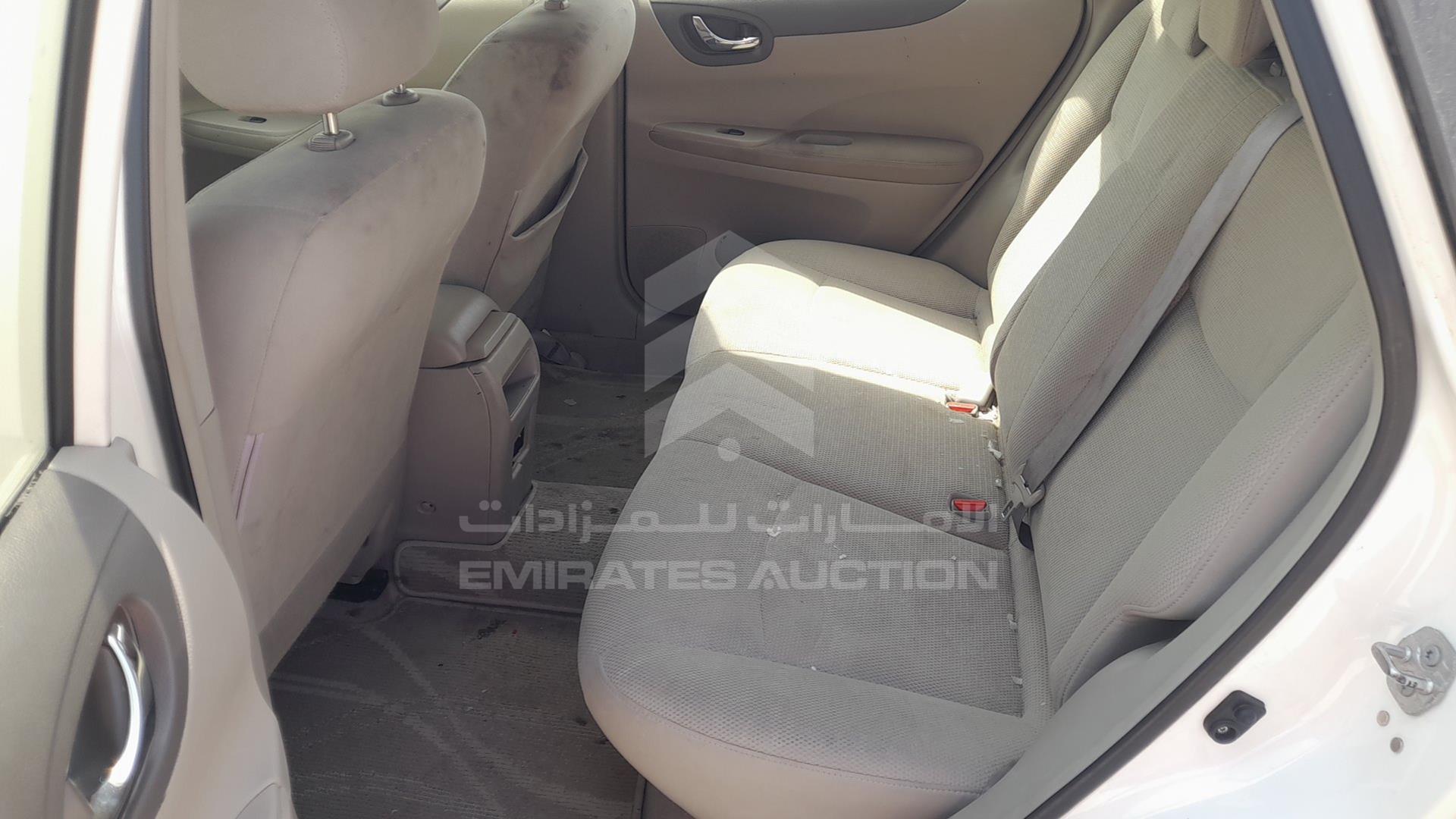 2016 NISSAN TIIDA VIN: MNTBC2C91G6010879