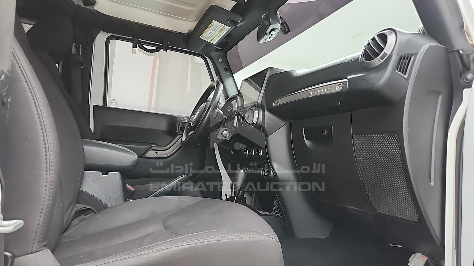 2014 JEEP WRANGLER / VIN: 1C4BJWAG7EL135955