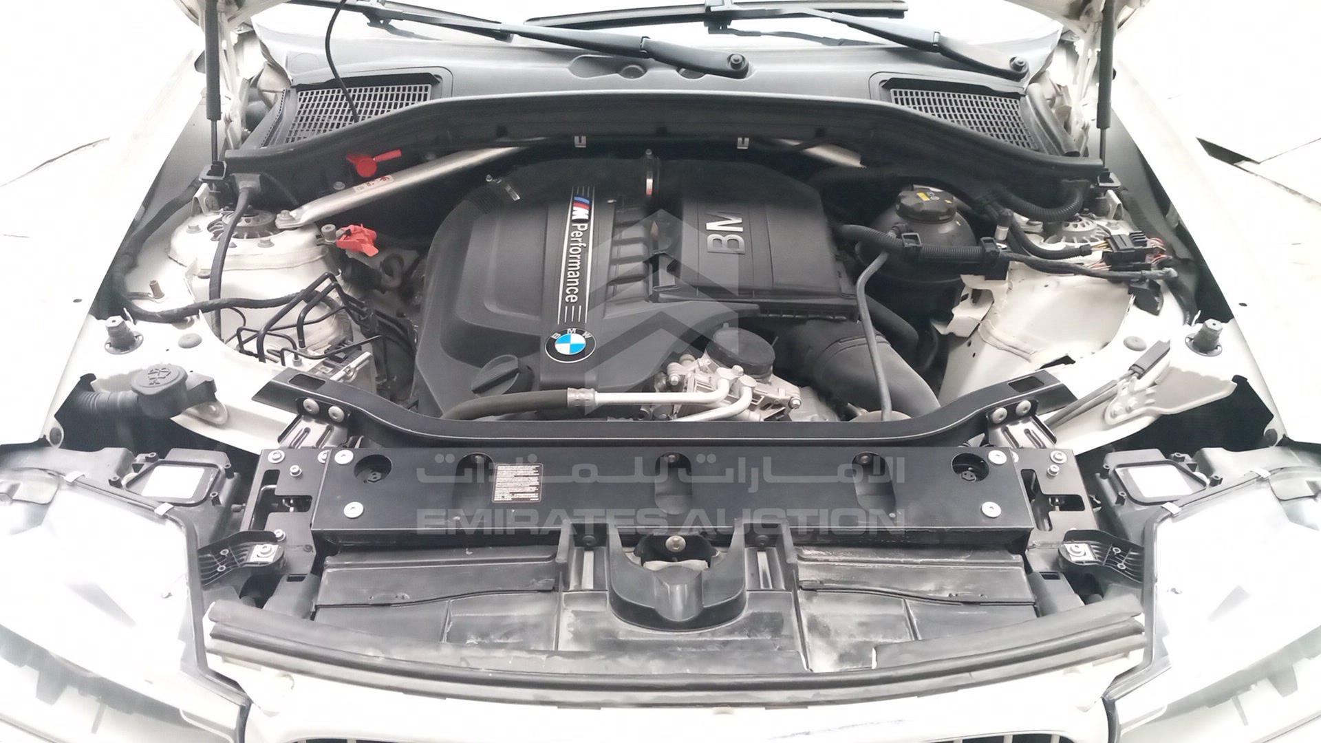 2018 BMW X4 VIN: WBAXW7102J0Y57164