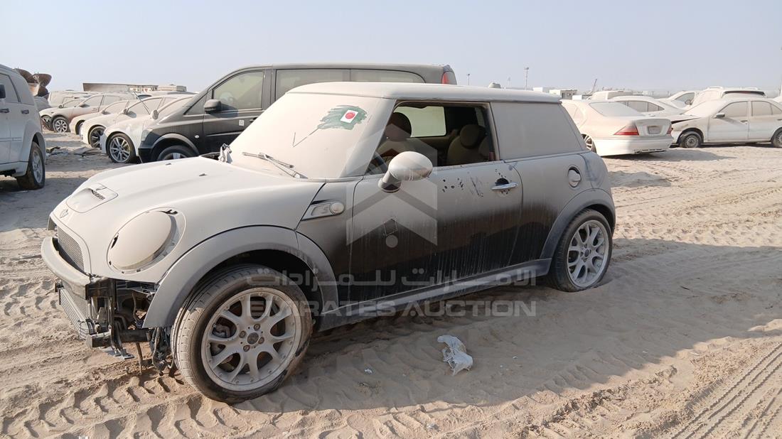 ميني كوبر اس 2010 — الزاوية الأمامية اليسرى — صورة 5