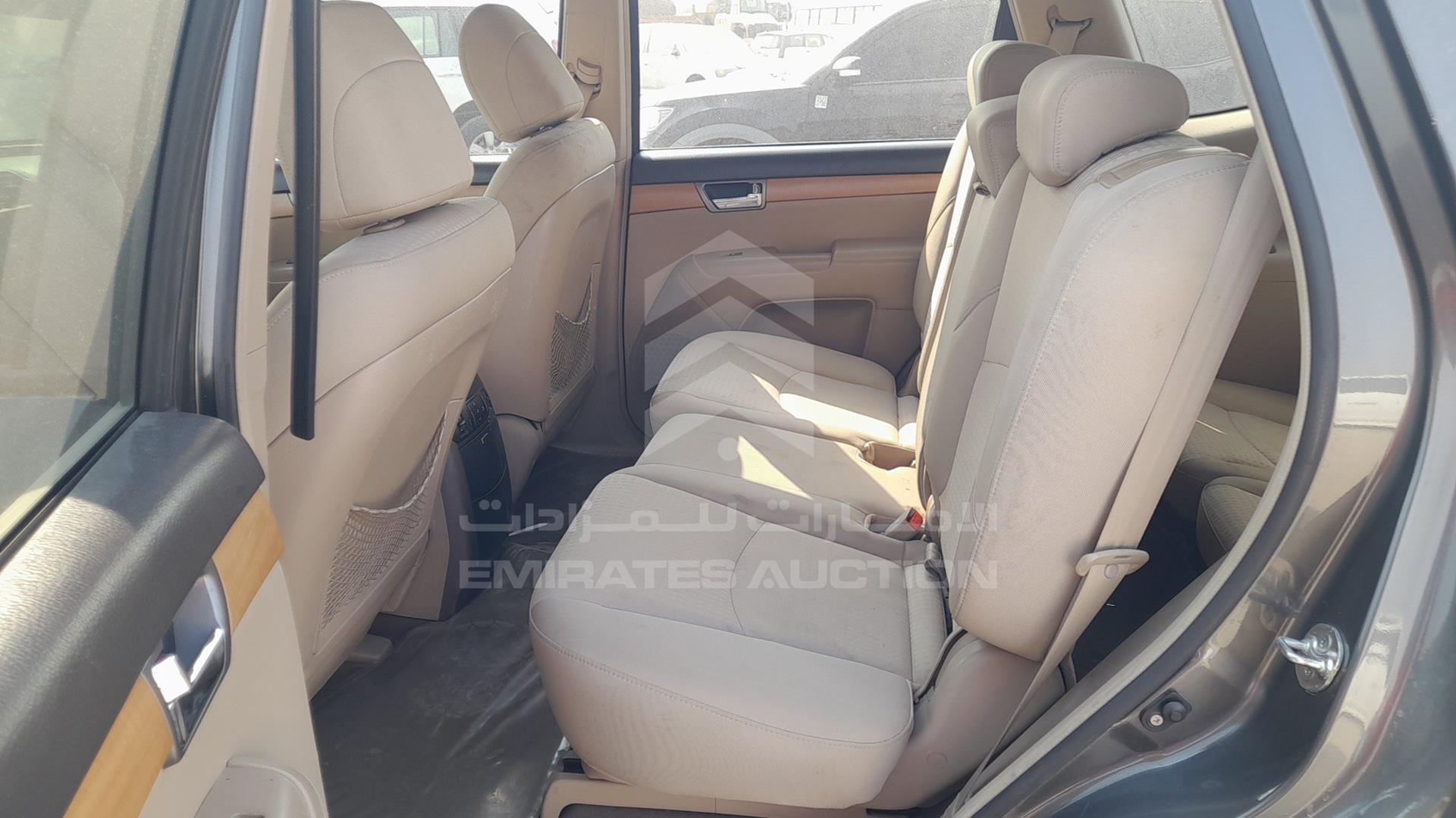 2016 KIA MOHAVE VIN: KNAKM8119G5144613