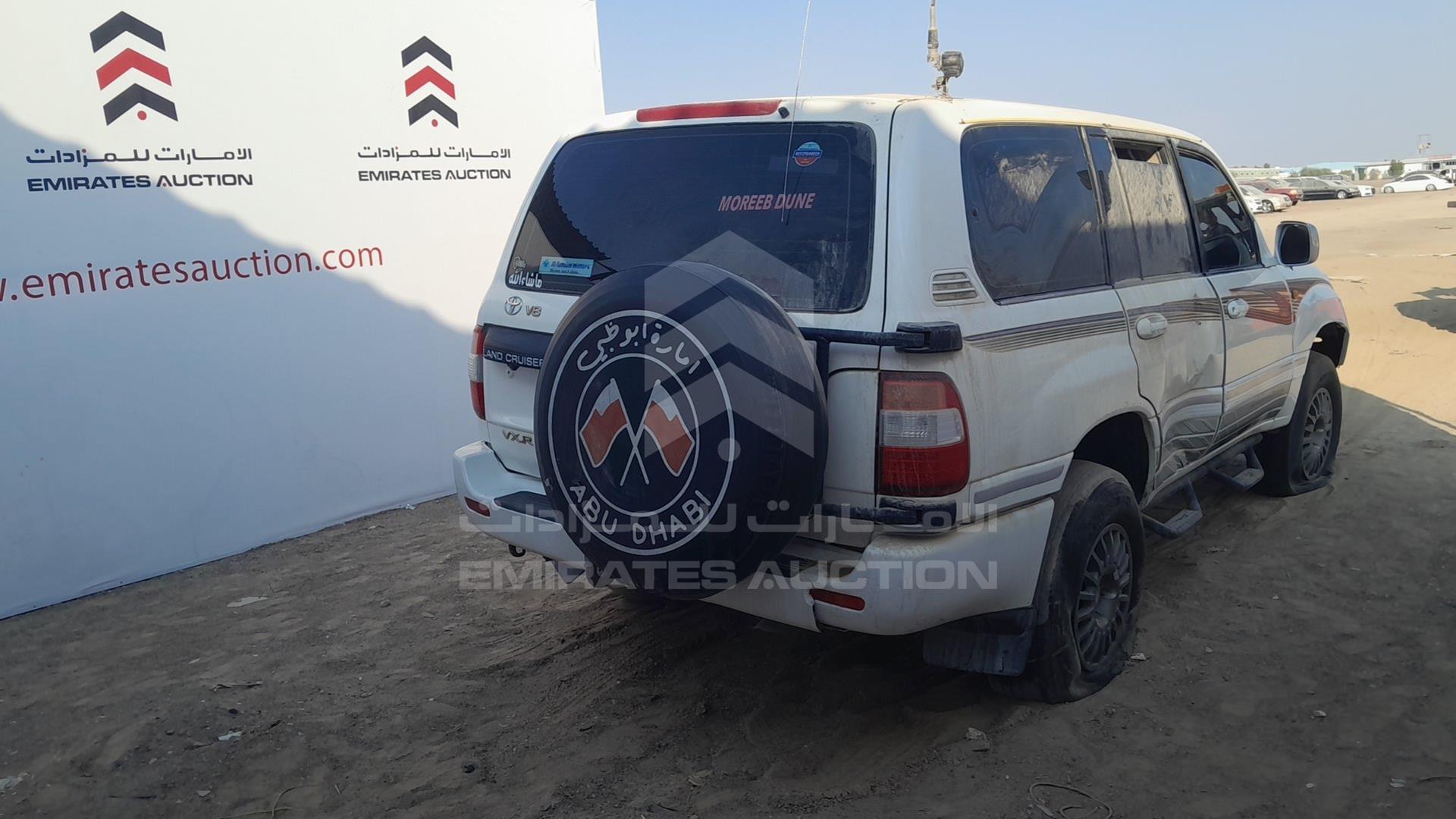 2007 TOYOTA LAND CRUISER VIN: JTEHT05J572106823