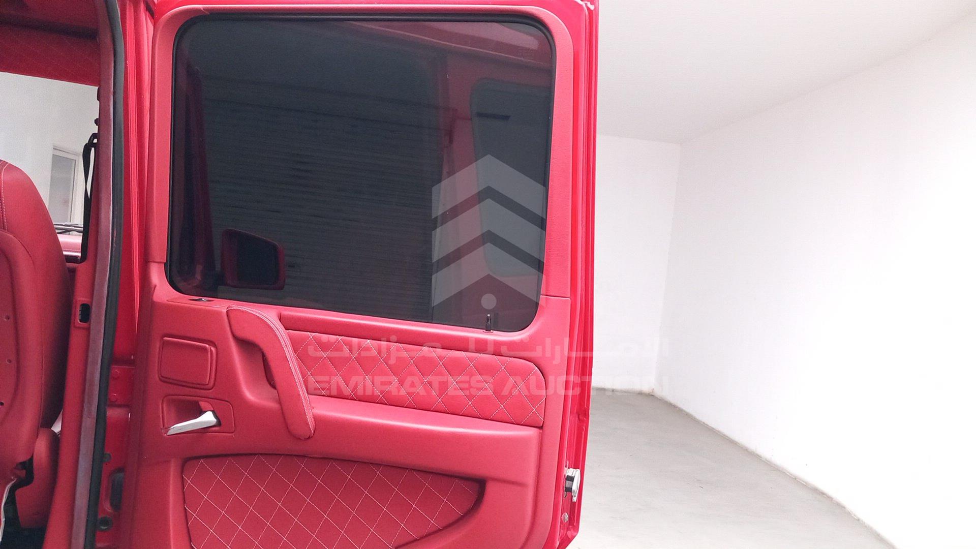 2004 MERCEDES G 500 VIN: WDCYR49E94X143583