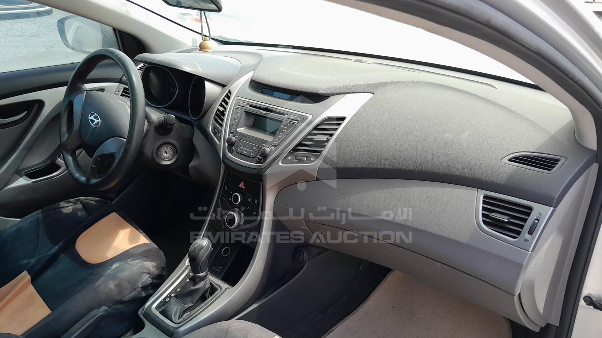 2015 HYUNDAI ELANTRA VIN: KMHDG41E5FU203526
