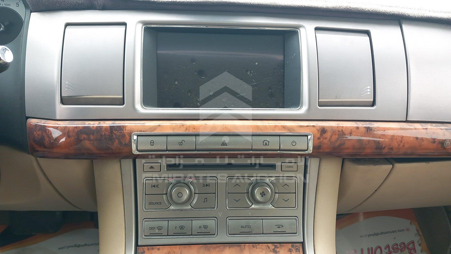 SAJAA06DX9FR10861 - 2009 Jaguar XF - #465551