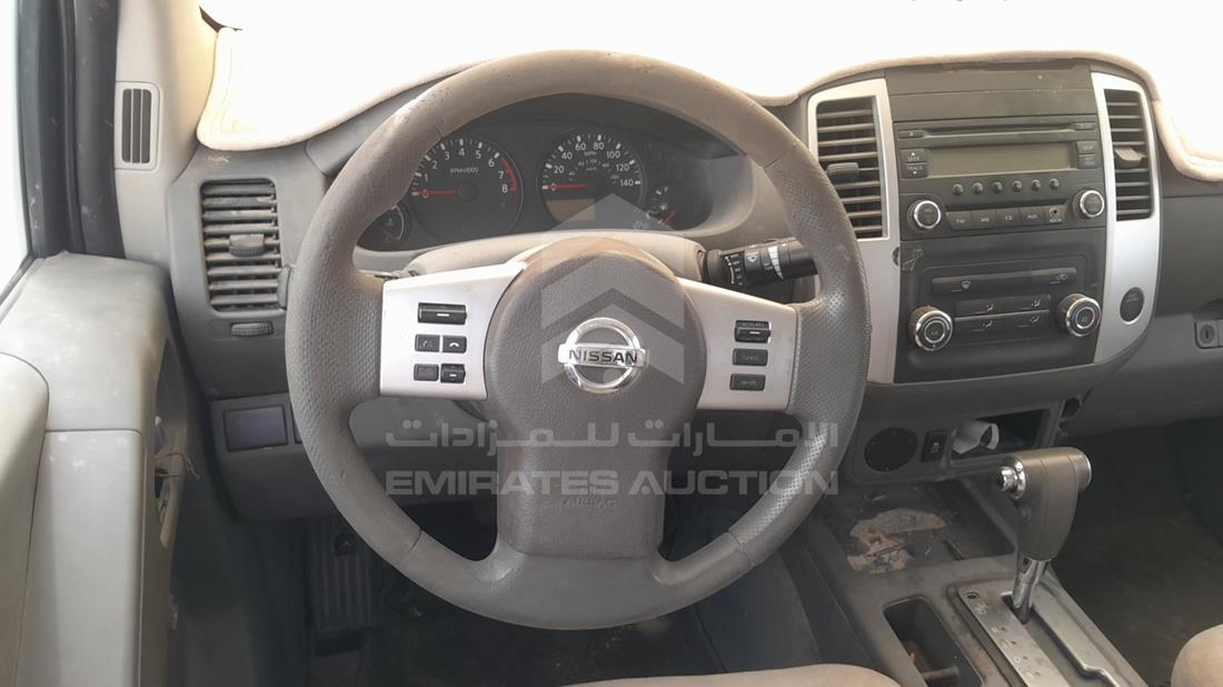 2015 Nissan Frontier — Steering & Mounted Controls — Photo 12