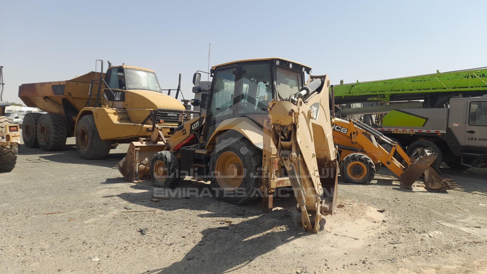 2015 CATERPILLAR 422F VIN: CAT0422FALYF00157