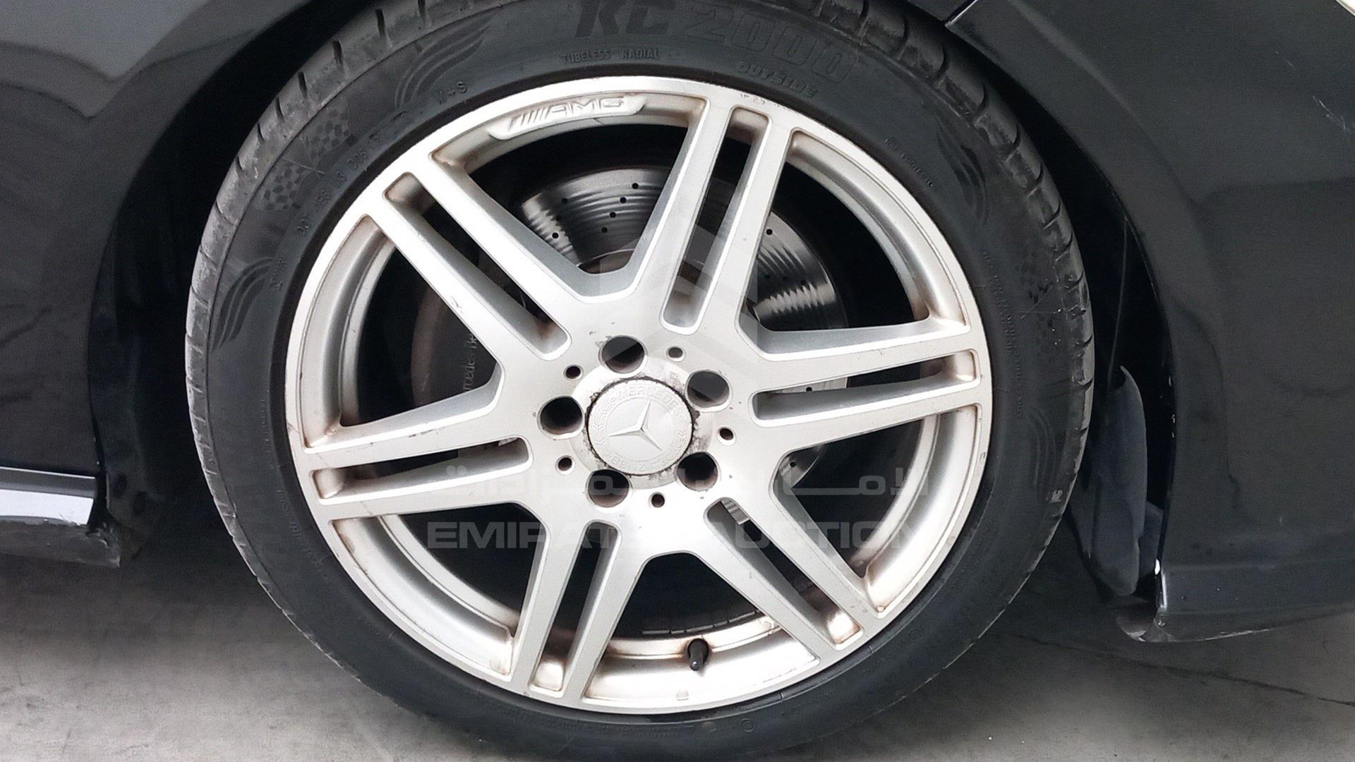 2012 MERCEDES E 300 VIN: WDDHF5EB7CA585768