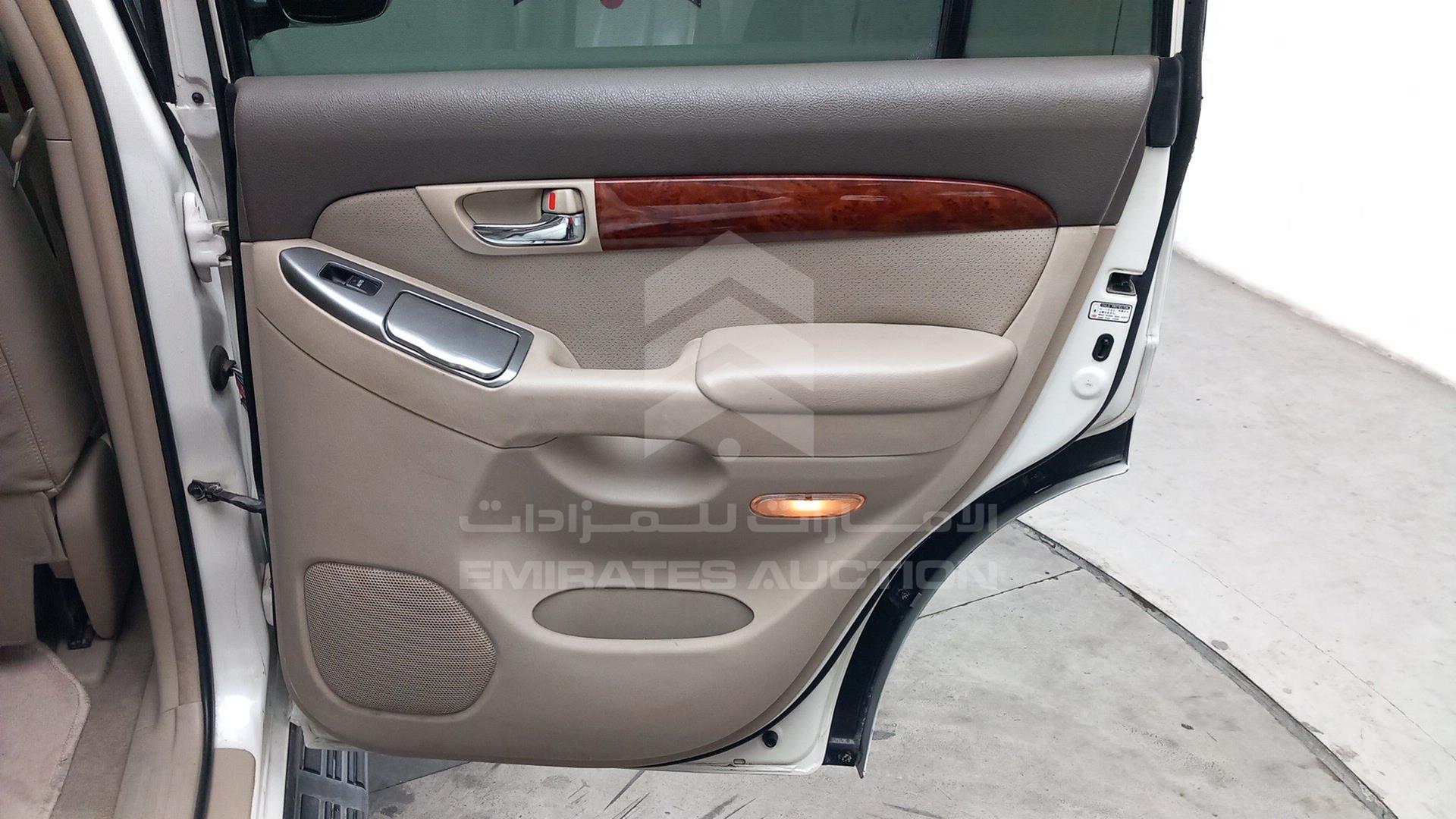 2006 TOYOTA PRADO VIN: JTEBL29J065043302