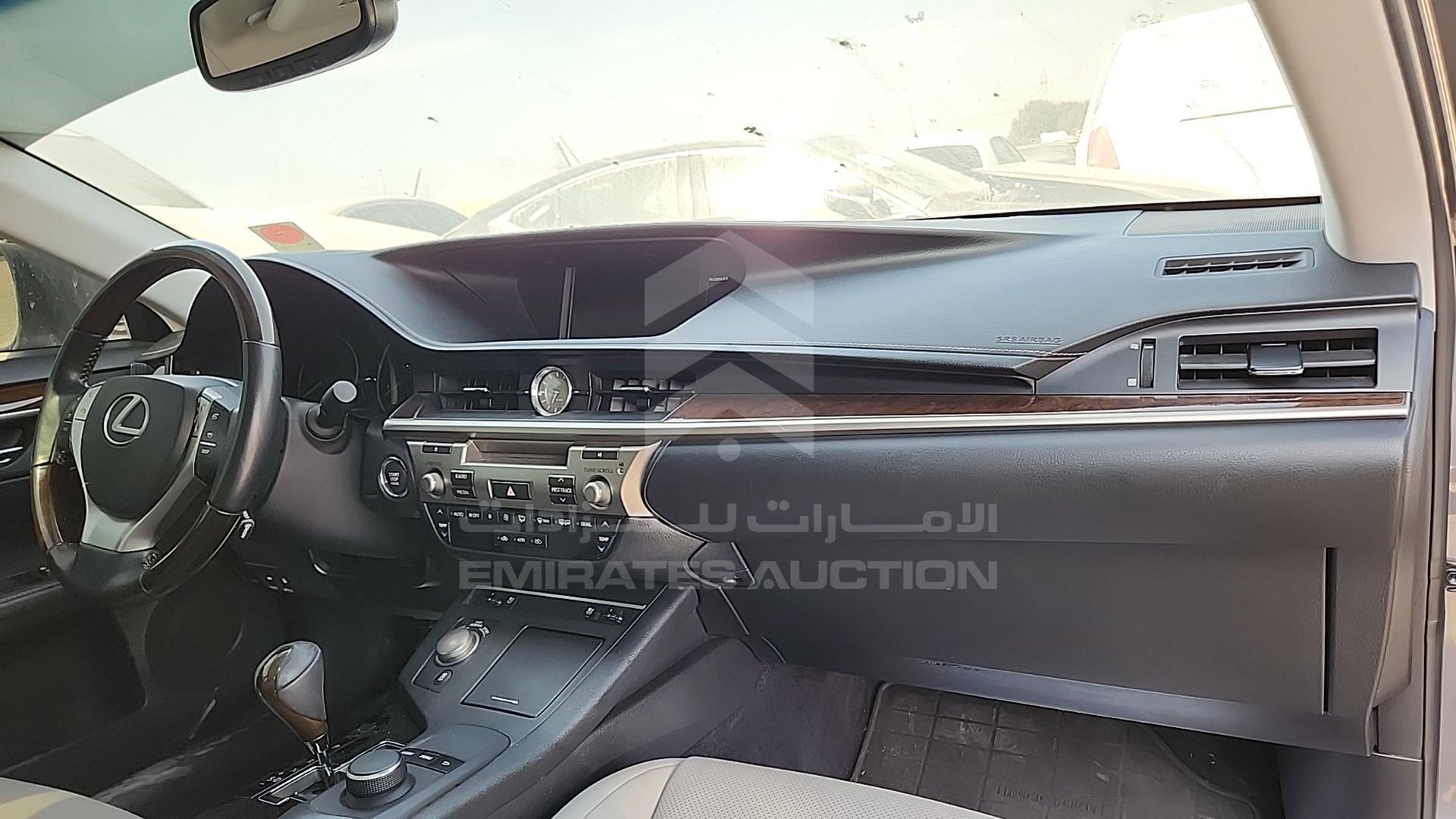 2015 LEXUS ES 350 VIN: JTHBK1GG9F2157520