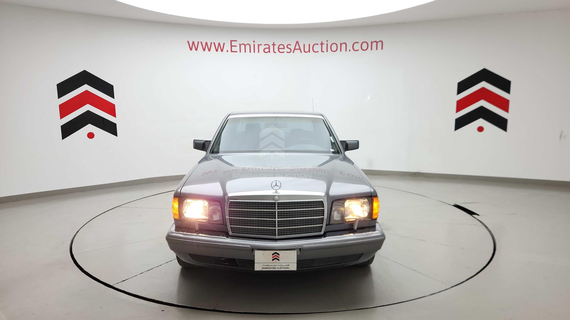 1989 MERCEDES 300 VIN: WDBCA24D0KA438919