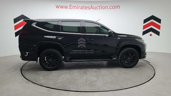 Mitsubishi Montero 2019 MMEMC71X8KH014730 Image 39
