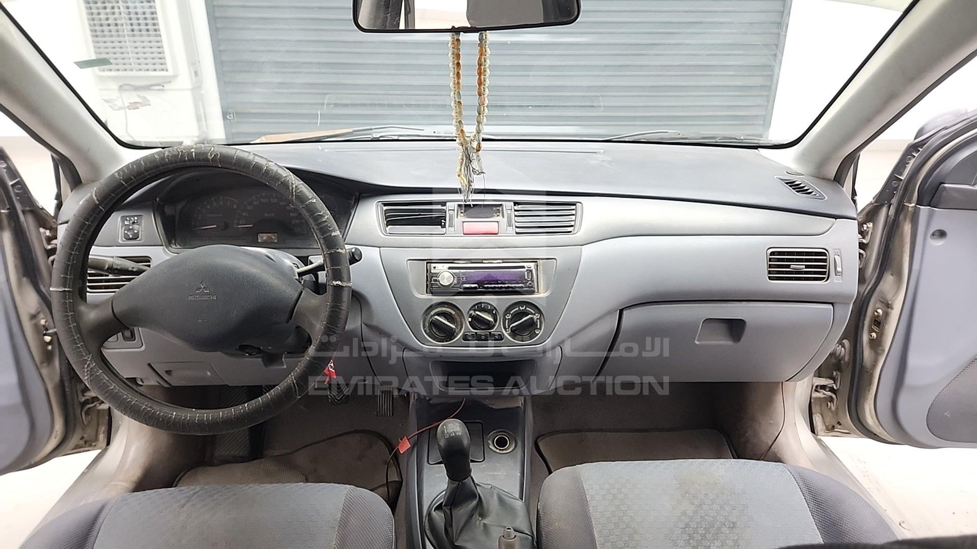 2002 MITSUBISHI LANCER VIN: JMYSNCS1A2U775608
