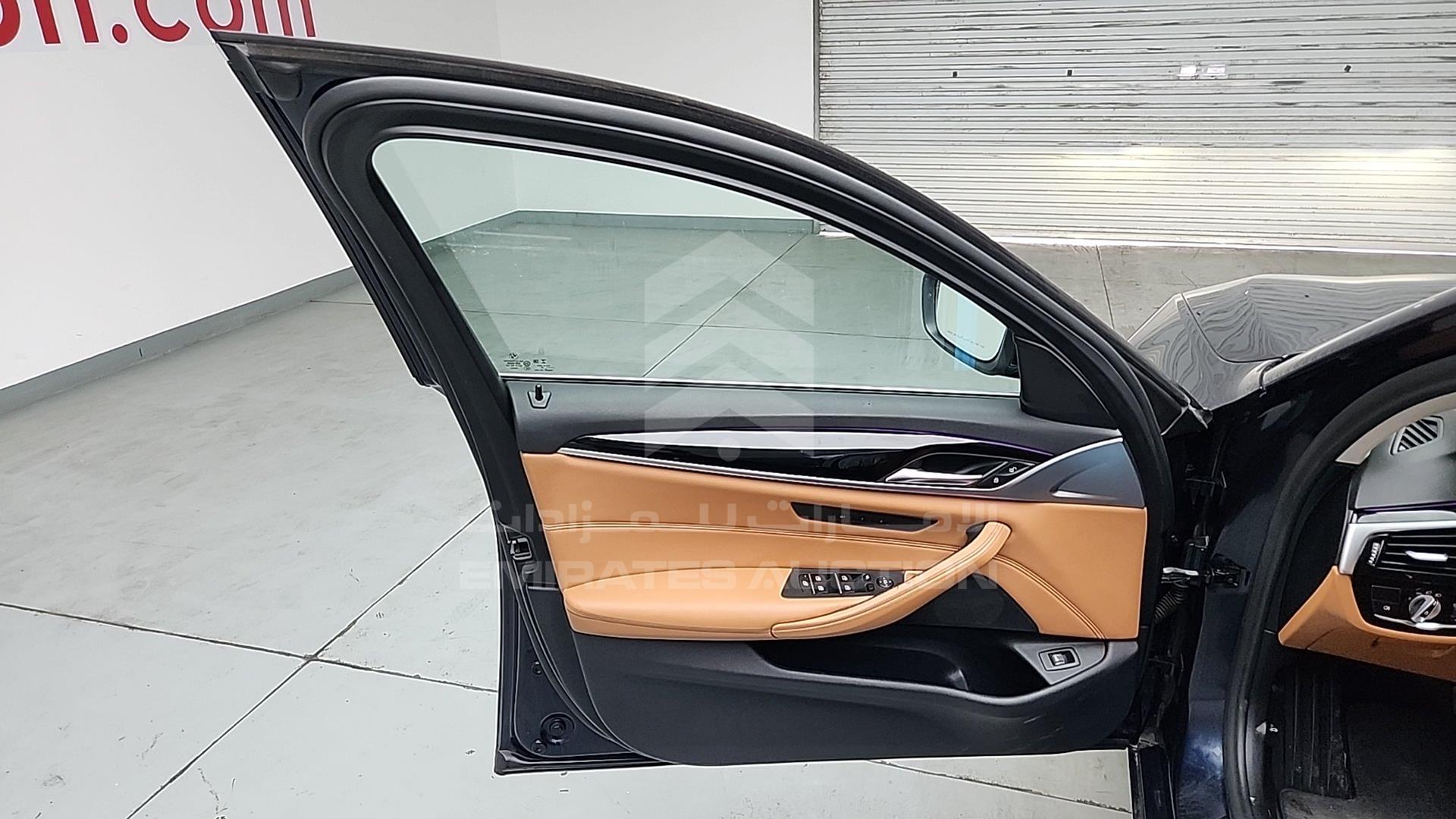 2020 BMW 520 VIN: WBAJT1A03LCE38689
