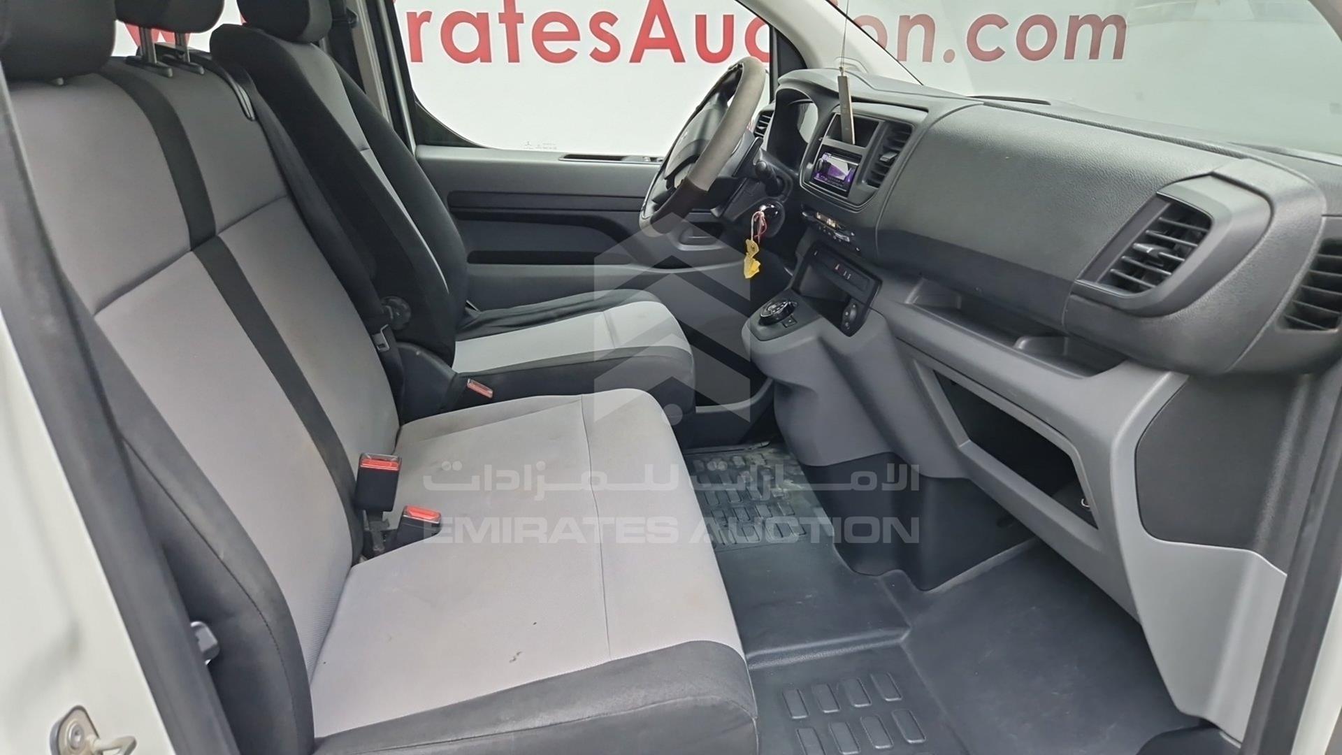 2018 PEUGEOT EXPERT VIN: VF3VEAHX4JZ001850