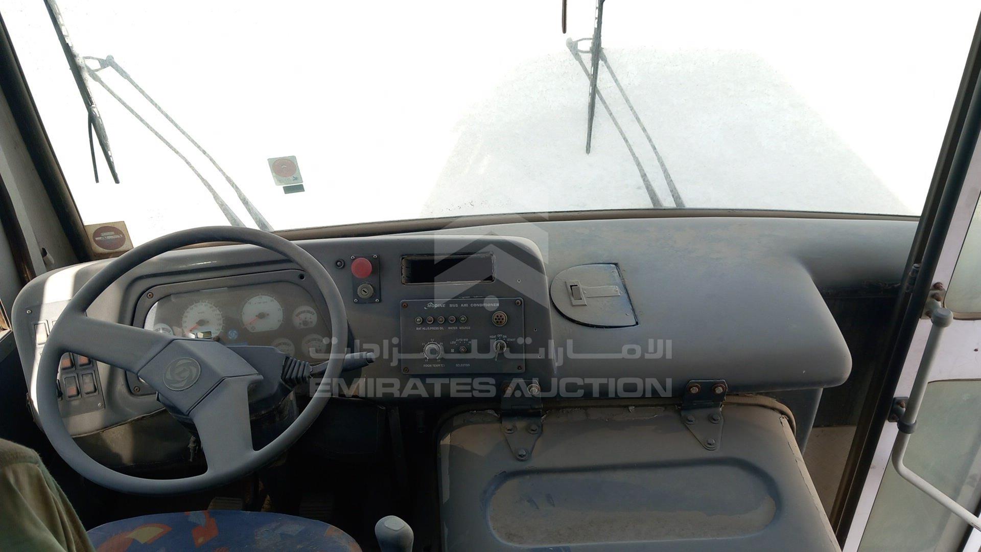 2009 ASHOK LEYLAND FALCON VIN: MB1PBEJA092136510