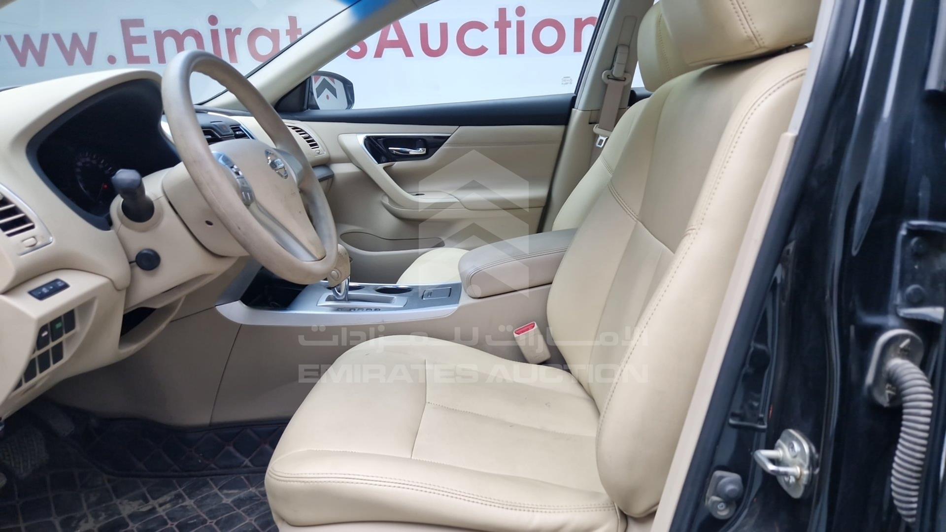 2017 NISSAN TEANA VIN: LGBF5AE05HR312437
