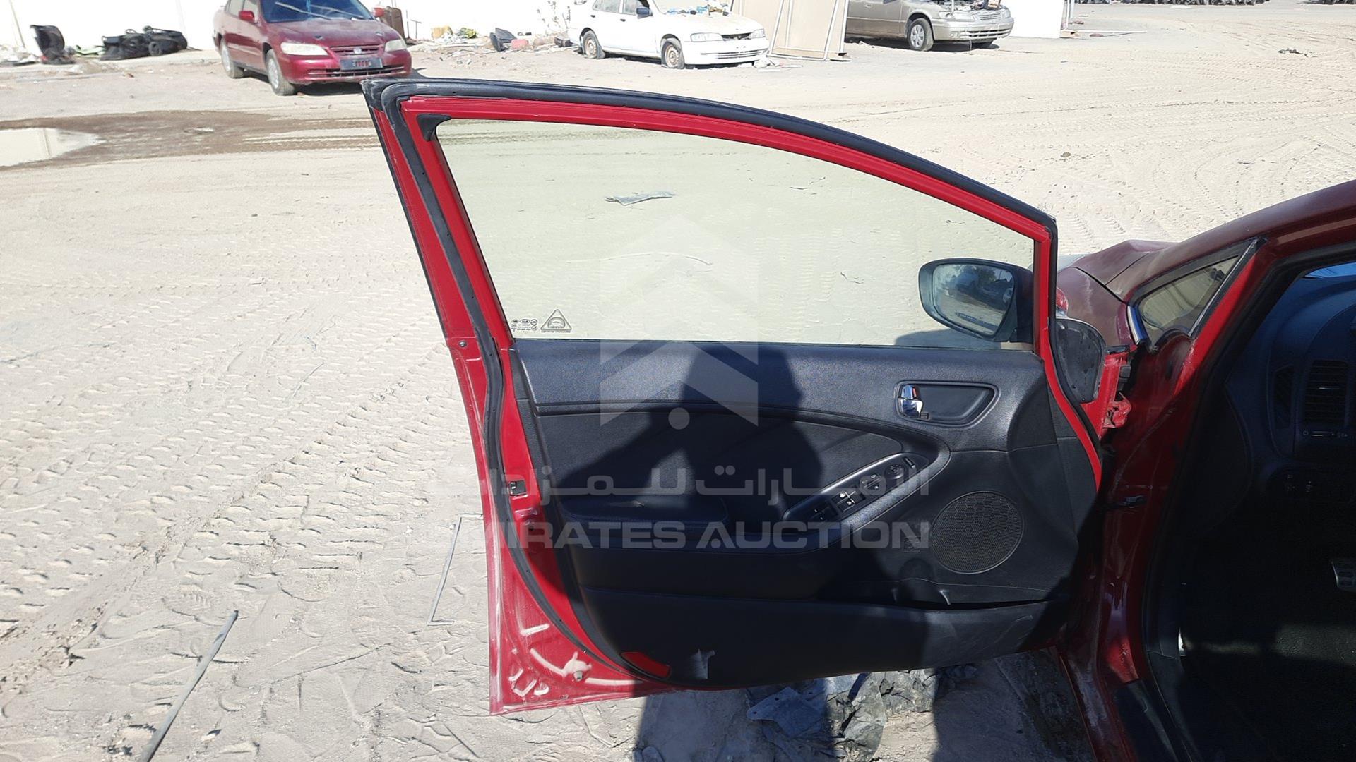 2013 KIA CERATO VIN: KNAFZ411XD5030398
