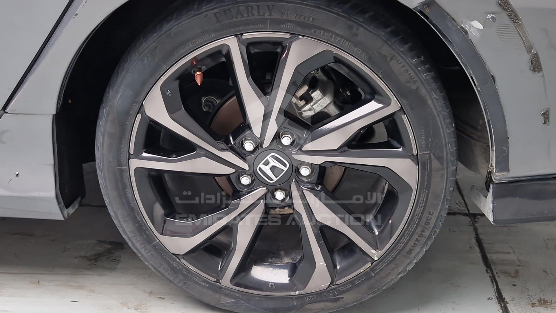 2020 HONDA CIVIC VIN: SHHFK7H39LU413325