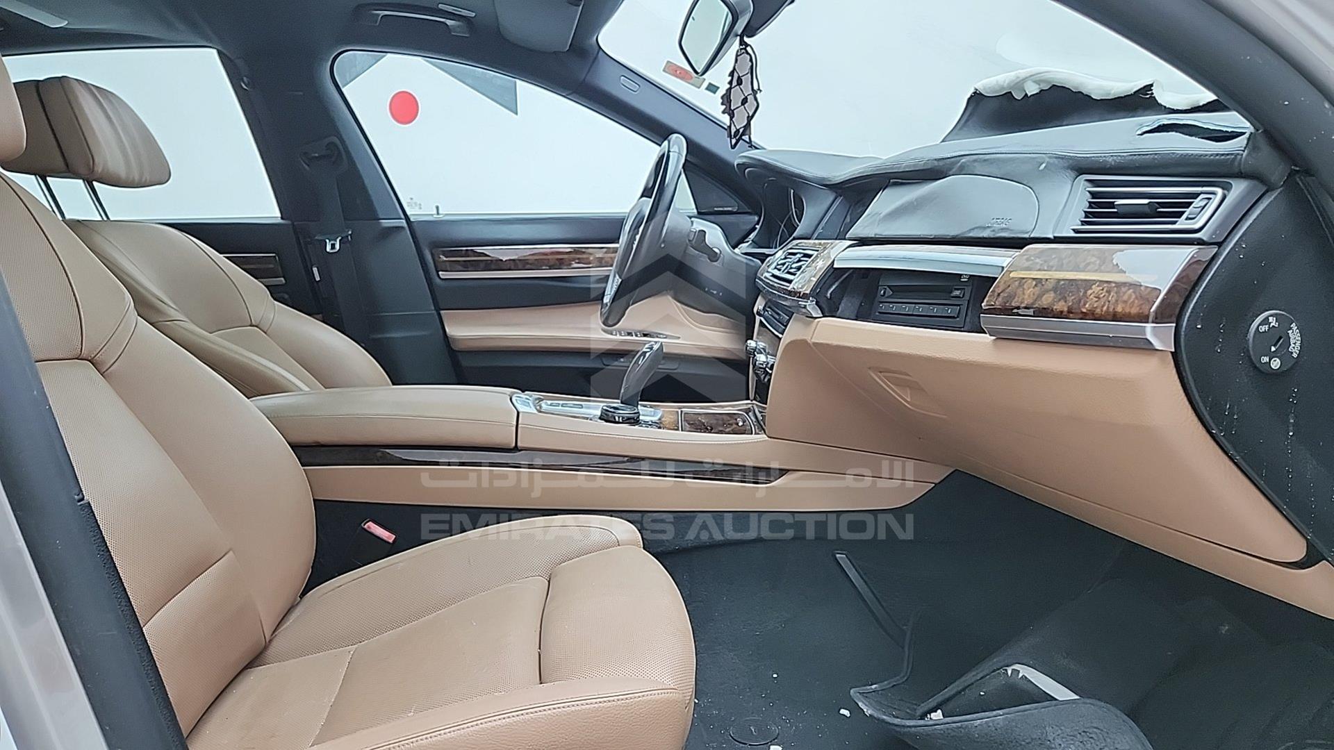 2015 BMW 730 VIN: WBAYE2101FD840169