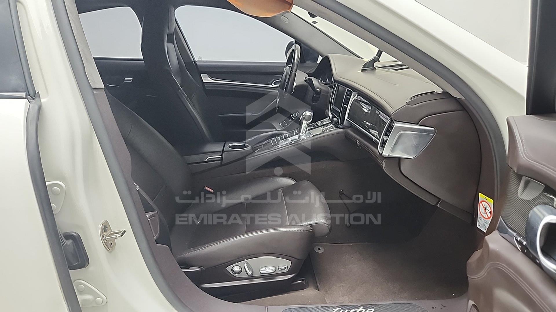 2011 PORSCHE PANAMERA VIN: WP0ZZZ97ZBL080132