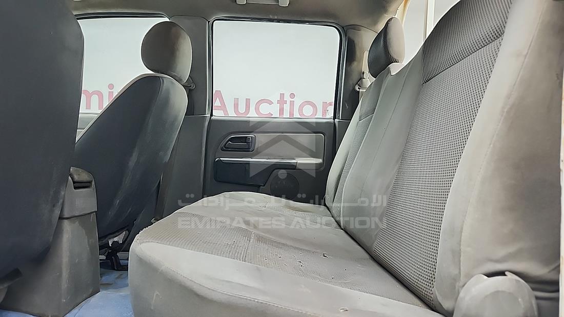 جريت وال Wingle 2013 — زاوية الراكب الخلفي اليسرى — صورة 18