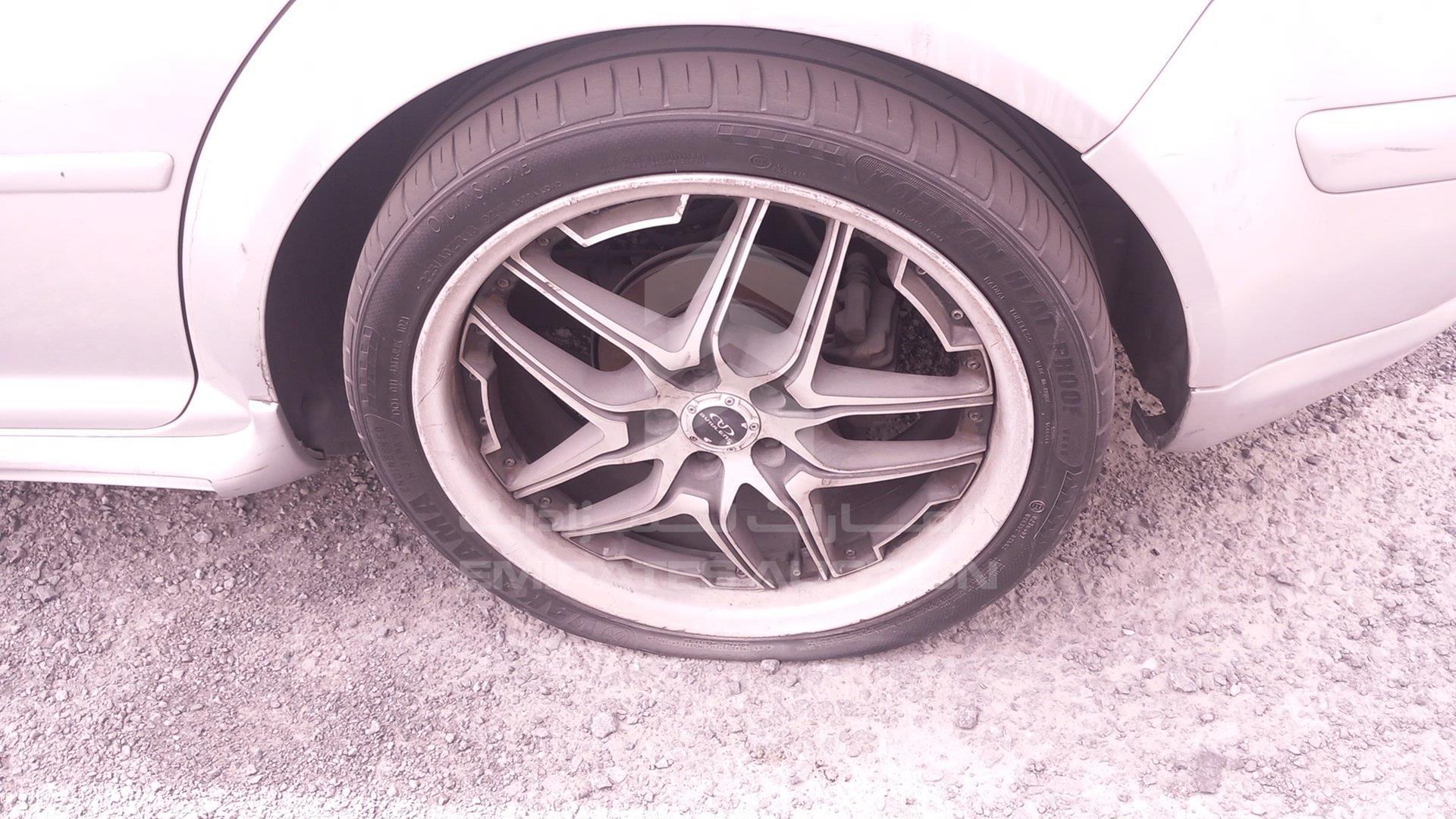 2001 VOLKSWAGEN GOLF VIN: WVWZZZ1JZ2P039525
