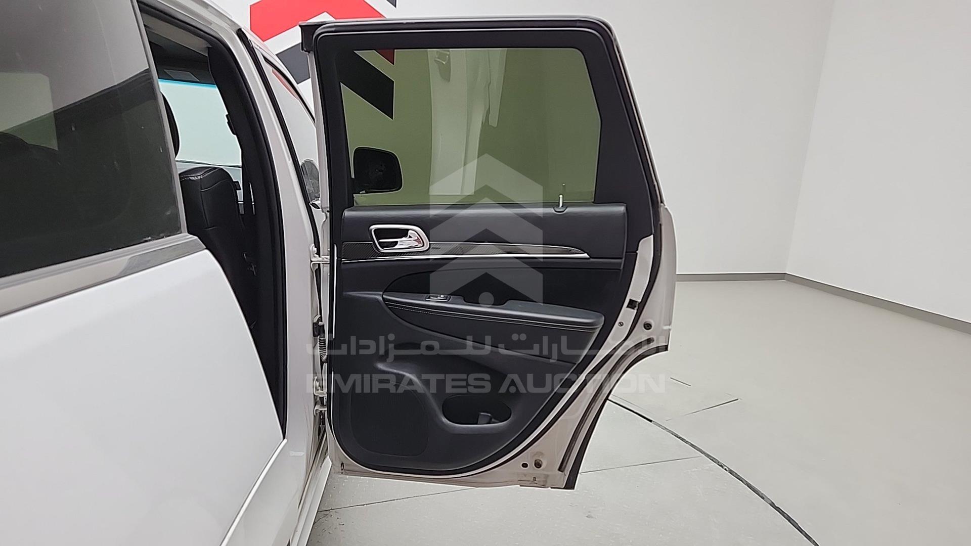 2013 JEEP GRAND CHEROKEE VIN: 1C4RJFDJXDC586172