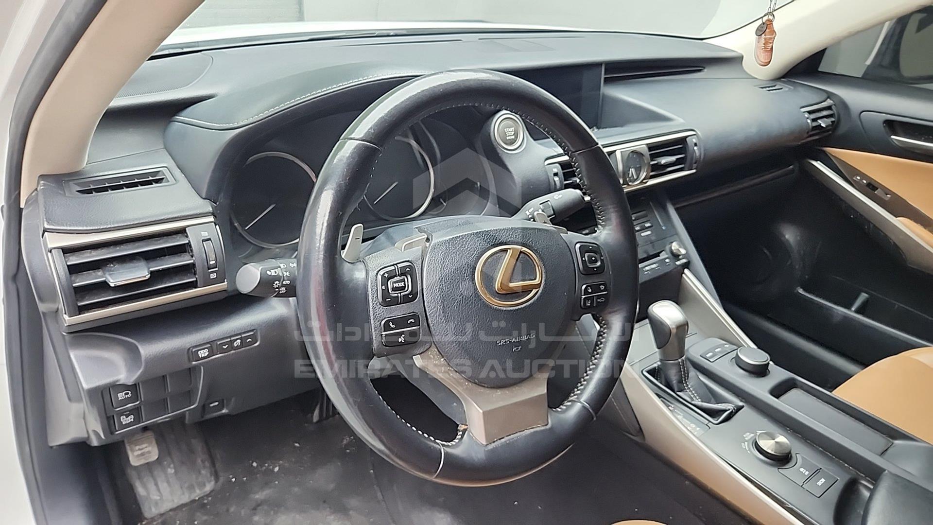2018 LEXUS IS300 VIN: JTHC81D24J5029642