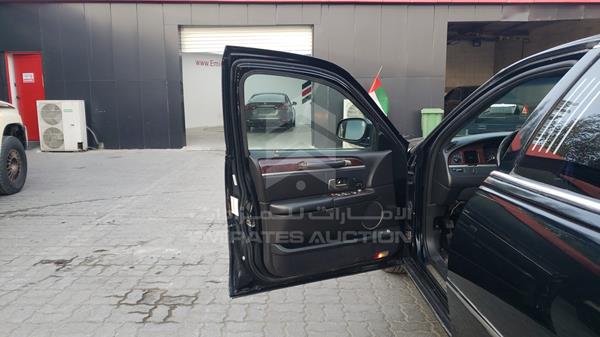Lincoln Town 2008 2L1FM88W38X657567 Image 34