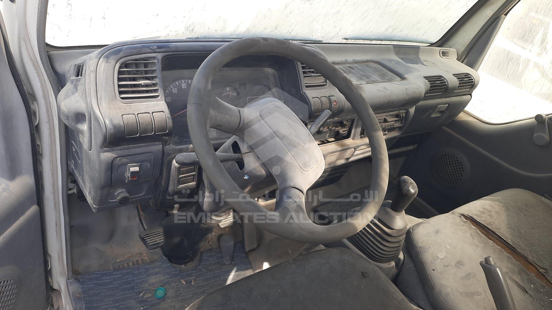 2008 ISUZU NKR VIN: JAAJP24G387K02036