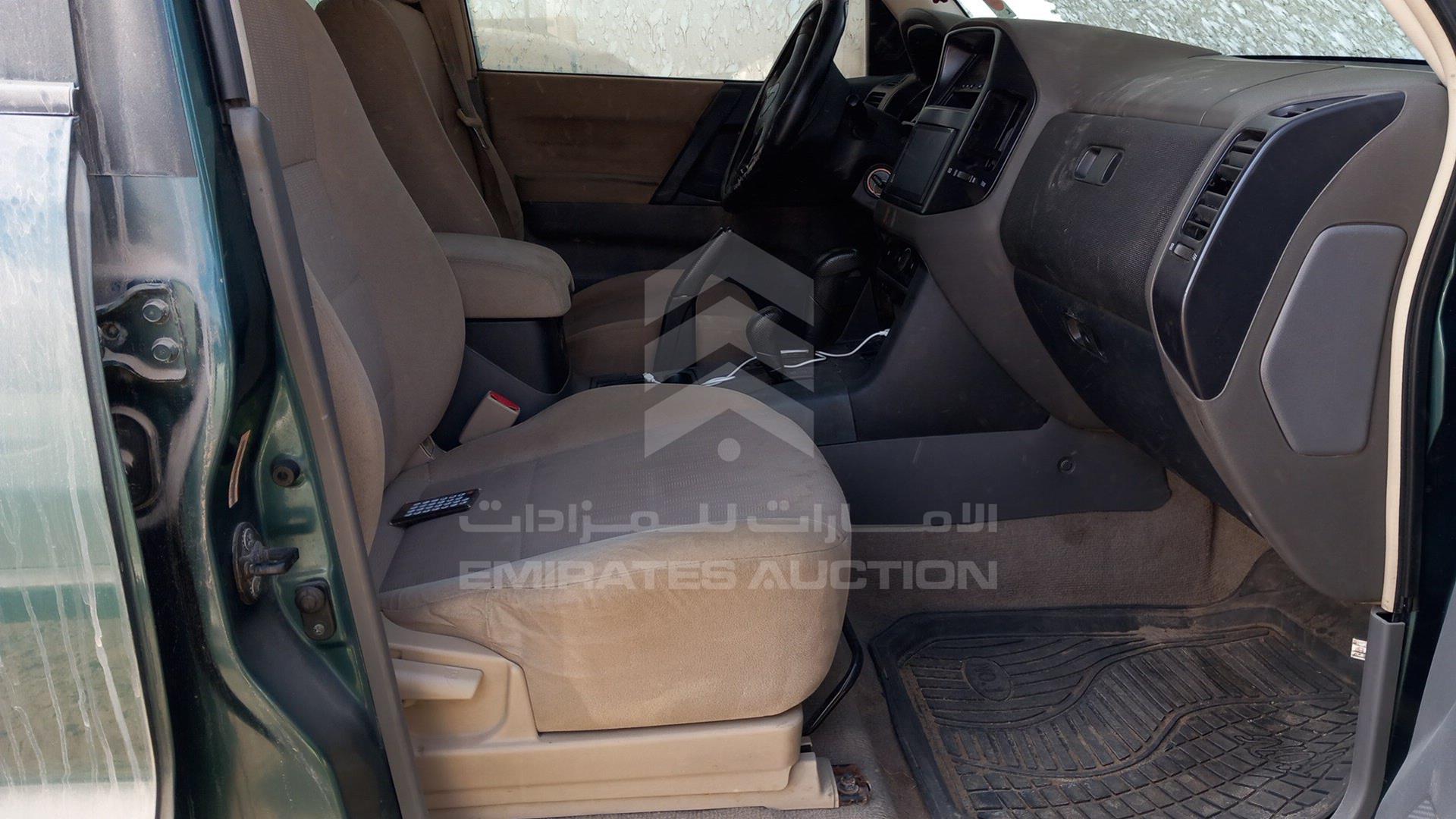 2005 MITSUBISHI PAJERO VIN: JE4MR62M05J708962