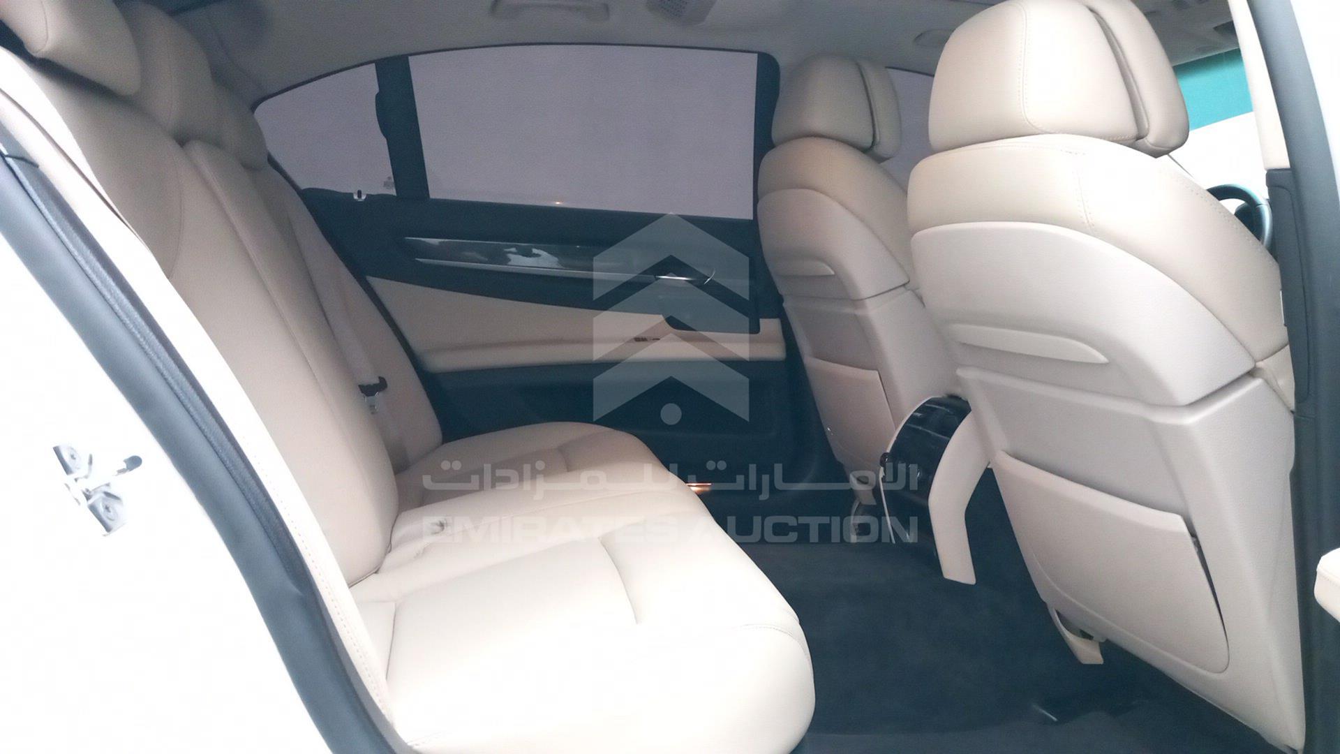2009 BMW 740 IL VIN: WBAKB410X9CY46332