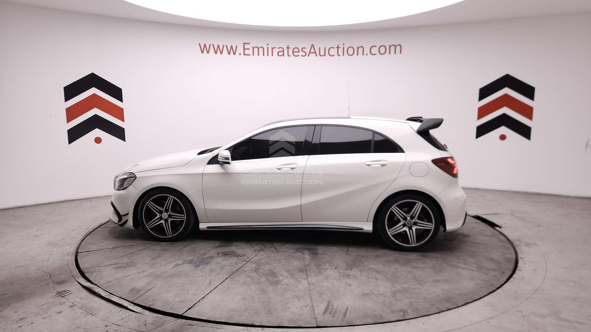 2018 MERCEDES A 250 VIN: WDDBF4EB4JJ702848