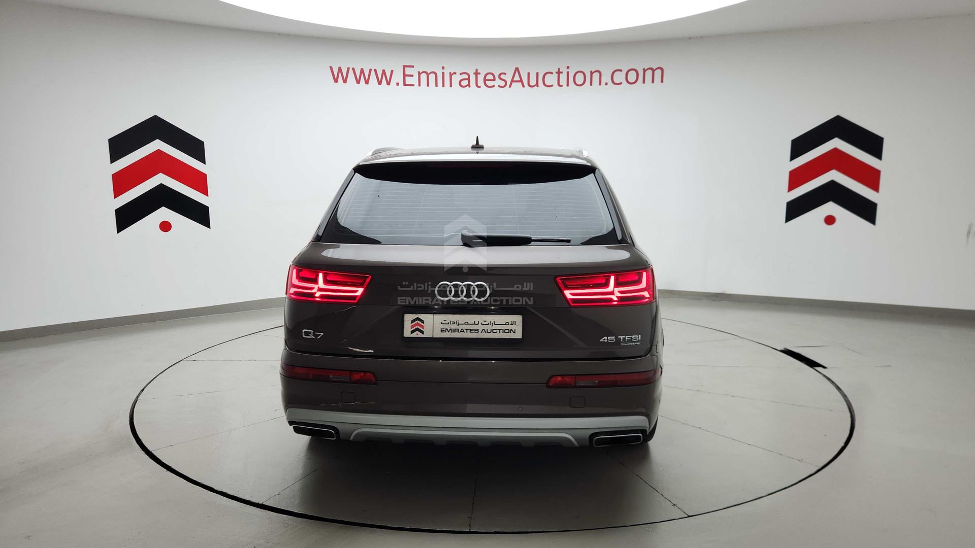 2018 AUDI Q7 VIN: WA1ZZZF72JD004402