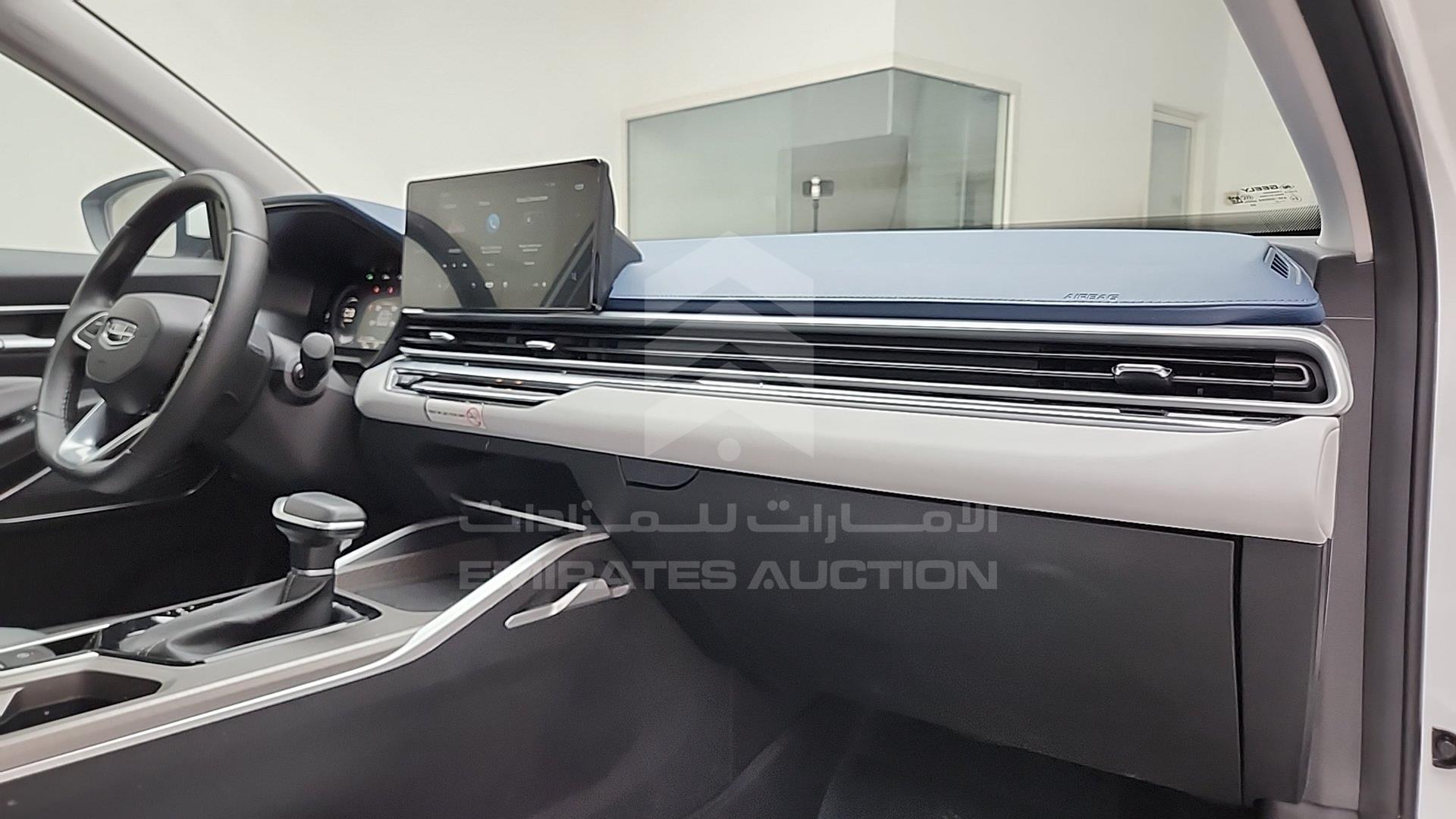 2024 GEELY EMGRAND VIN: LB3F31S21RG010133