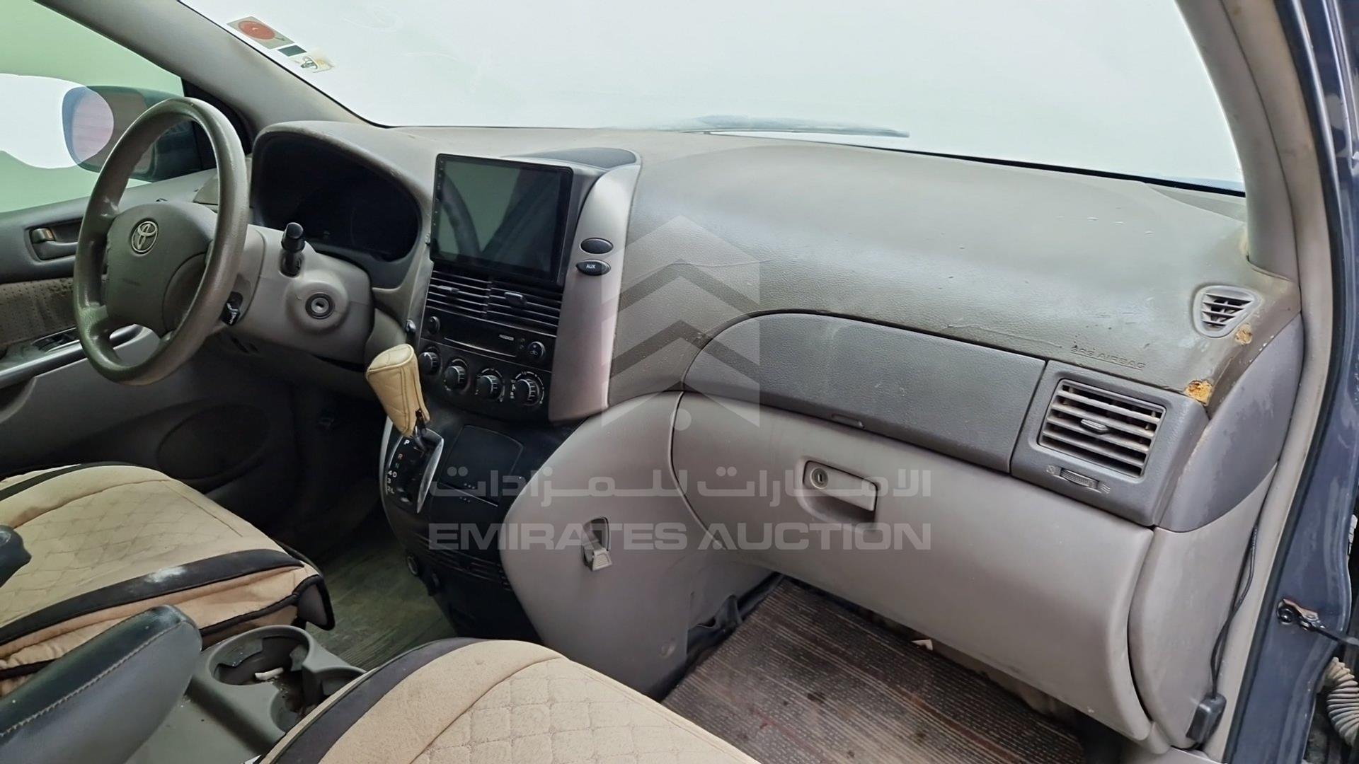 2010 TOYOTA SIENNA VIN: 5TDKK4CC6AS293675